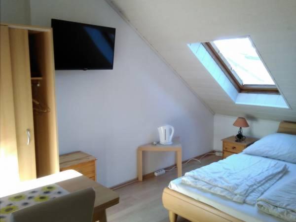 Bed and Breakfast Dom Pod Sosnami Großmöllen Zimmer foto